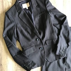 Banana Republic ladies suit